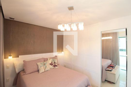 Suite de apartamento à venda com 3 quartos, 95m² em Castelo, Belo Horizonte