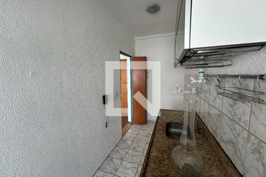 Cozinha de apartamento para alugar com 2 quartos, 60m² em Praça Seca, Rio de Janeiro