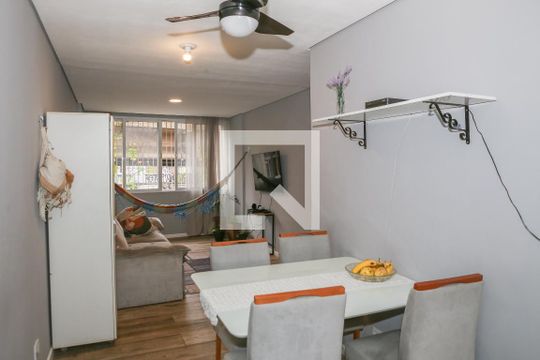 Sala de apartamento para alugar com 2 quartos, 66m² em Santa Cecilia, São Paulo