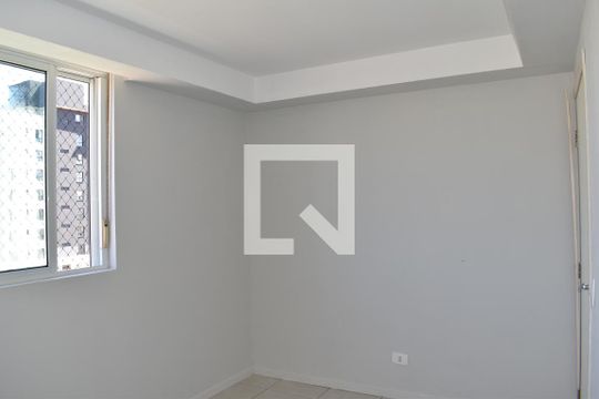 Quarto 1 de apartamento para alugar com 2 quartos, 135m² em Tingui, Curitiba