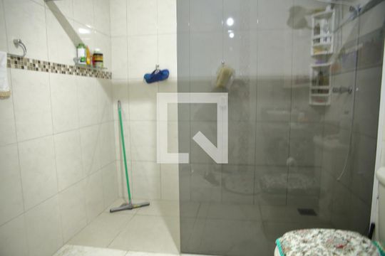 Banheiro Social de casa à venda com 3 quartos, 192m² em Dos Casa, São Bernardo do Campo