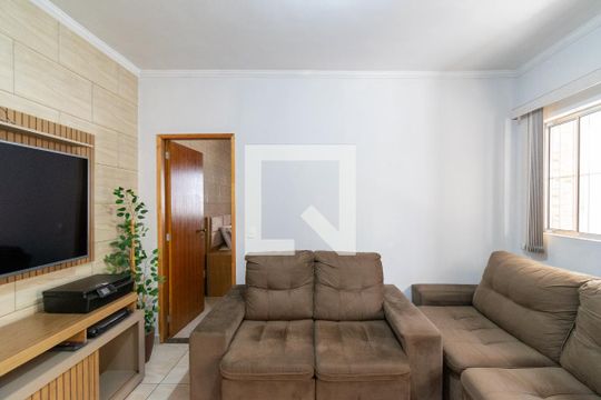 Sala  de casa à venda com 2 quartos, 130m² em Jardim Oriental, São Paulo