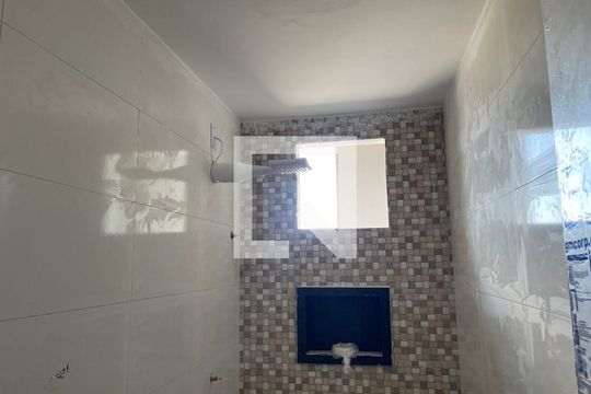 Banheiro de apartamento para alugar com 2 quartos, 125m² em Vila Santa Cruz, Duque de Caxias