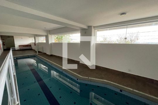 Área comum - Piscina de apartamento para alugar com 2 quartos, 56m² em Granja Viana, Cotia