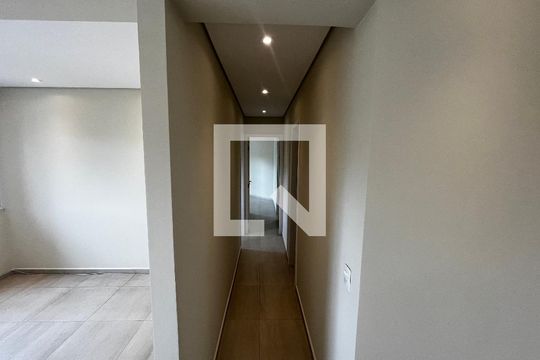 Corredor de apartamento para alugar com 2 quartos, 70m² em Santana, São Paulo