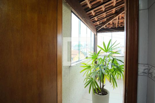 Banheiro de Serviço de casa à venda com 3 quartos, 221m² em Vila Centenario, São Paulo