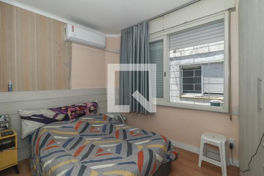 Quarto de apartamento à venda com 2 quartos, 75m² em Petrópolis, Porto Alegre