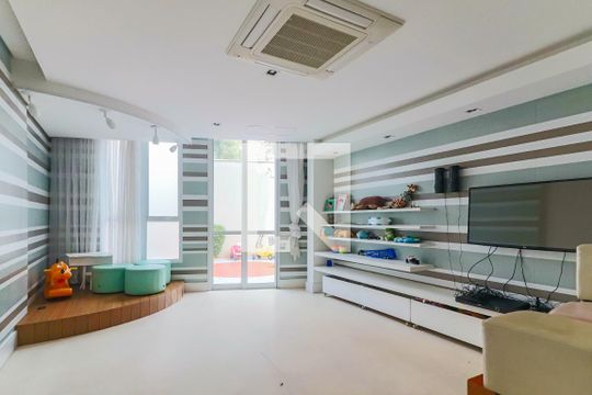 Brinquedoteca de apartamento para alugar com 1 quarto, 60m² em Butantã, São Paulo