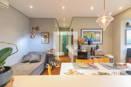 Sala de apartamento para alugar com 1 quarto, 60m² em Butantã, São Paulo