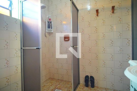 Banheiro de casa à venda com 3 quartos, 90m² em Rincão, Novo Hamburgo