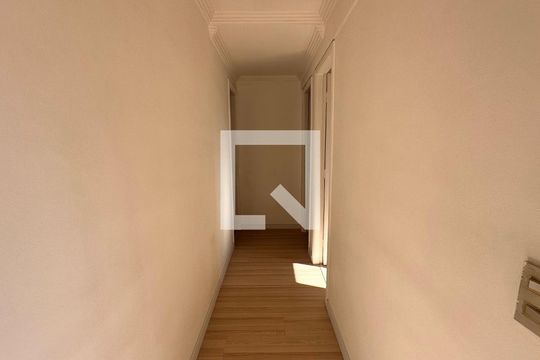 Corredor de apartamento à venda com 1 quarto, 75m² em Vila Paulista, São Paulo
