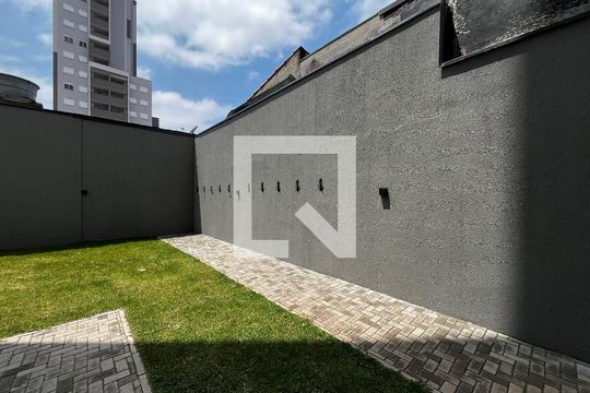 Bicicletário de apartamento para alugar com 1 quarto, 32m² em Parada Inglesa, São Paulo