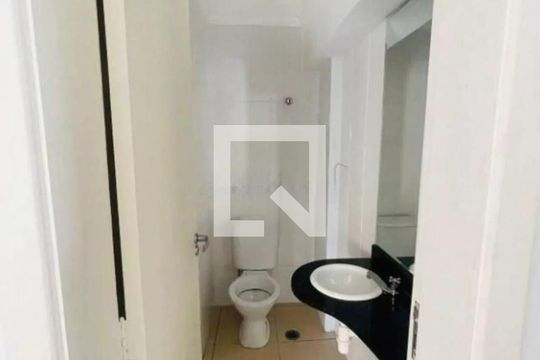 Apartamento à venda com 2 quartos, 57m² em Vila Basileia, São Paulo