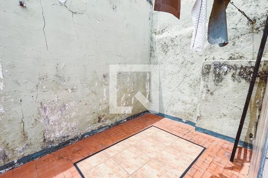 Quintal de casa à venda com 3 quartos, 140m² em Água Fria, São Paulo