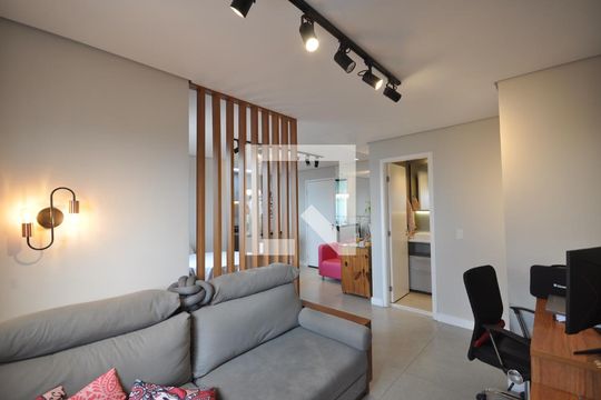 Sala de apartamento à venda com 1 quarto, 43m² em Vila Gustavo, São Paulo