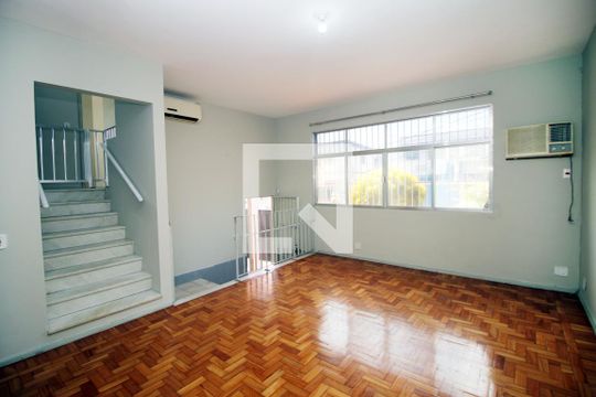 Sala de apartamento à venda com 3 quartos, 250m² em Vila da Penha, Rio de Janeiro