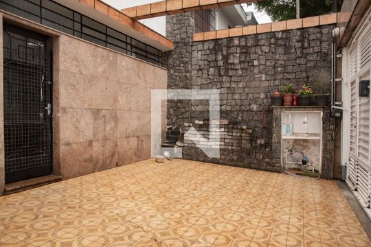 Garagem de casa à venda com 3 quartos, 200m² em Planalto Paulista, São Paulo