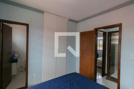 Apartamento à venda com 2 quartos, 58m² em Planalto, Belo Horizonte