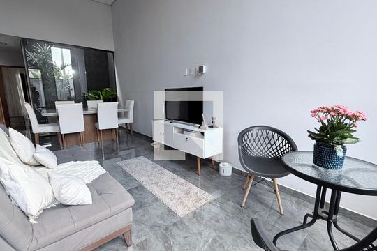 Sala de casa à venda com 3 quartos, 118m² em Jardim Ipaussurama, Campinas