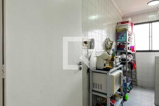 Cozinha e Área de Serviço de apartamento à venda com 2 quartos, 54m² em Vila Palmeiras, São Paulo