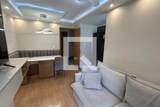 Sala de apartamento à venda com 2 quartos, 45m² em Água Santa, Rio de Janeiro