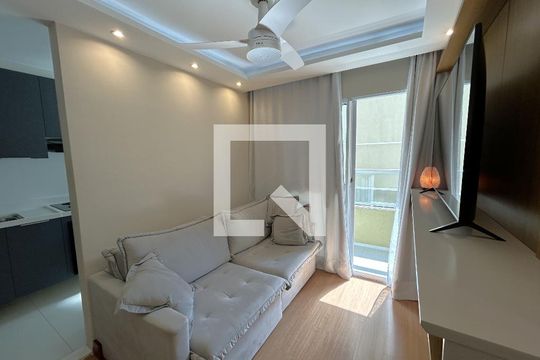 Sala de apartamento à venda com 2 quartos, 45m² em Água Santa, Rio de Janeiro