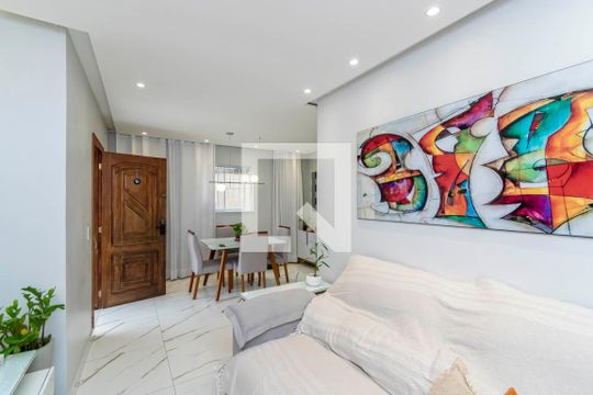 Sala de casa à venda com 5 quartos, 400m² em Vila da Penha, Rio de Janeiro