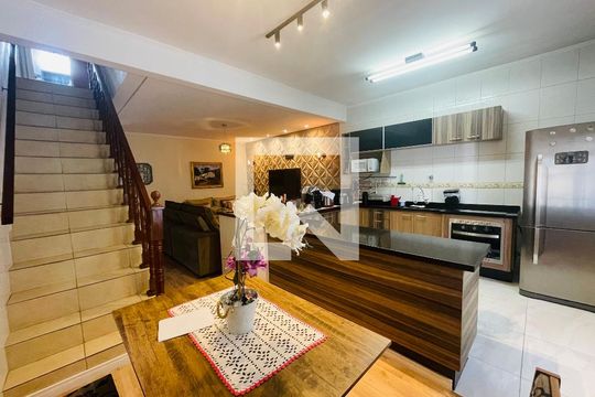 Cozinha 1 de casa à venda com 2 quartos, 80m² em Vale dos Machados, Guarulhos