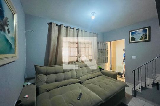 Sala 2 de casa à venda com 2 quartos, 80m² em Vale dos Machados, Guarulhos