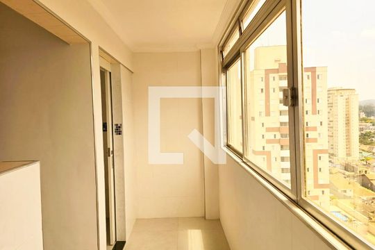Área de Serviço de apartamento para alugar com 2 quartos, 76m² em Vila Sao Judas Tadeu, Guarulhos