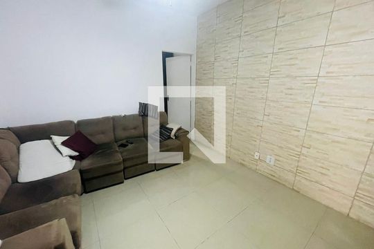 Sala de casa à venda com 5 quartos, 158m² em Vila Alianca, Guarulhos