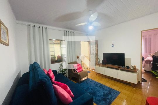 Sala de casa à venda com 5 quartos, 158m² em Vila Alianca, Guarulhos