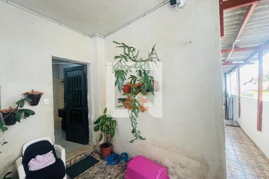 Quintal de casa à venda com 5 quartos, 158m² em Vila Alianca, Guarulhos