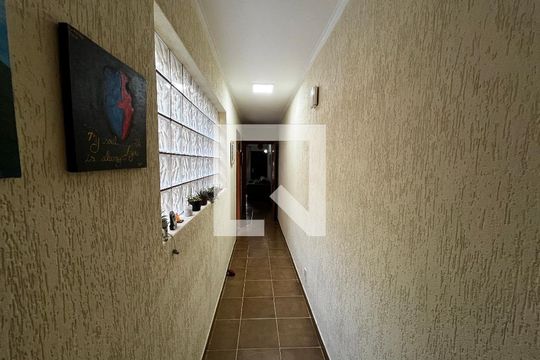 Corredor de casa à venda com 4 quartos, 180m² em Carandiru, São Paulo