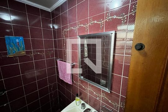 Lavabo de casa à venda com 4 quartos, 180m² em Carandiru, São Paulo