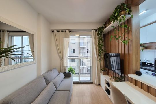Sala de apartamento à venda com 2 quartos, 44m² em Bairro dos Casa, São Bernardo do Campo