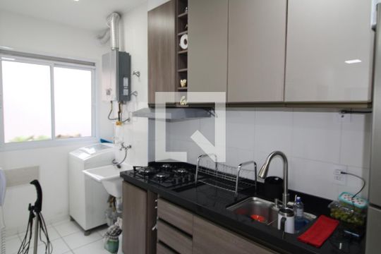 Sala/Cozinha de apartamento à venda com 2 quartos, 42m² em Vila Nova Cachoeirinha, São Paulo