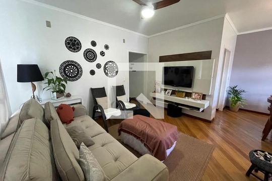 Sala de casa à venda com 3 quartos, 246m² em Petrópolis, Novo Hamburgo