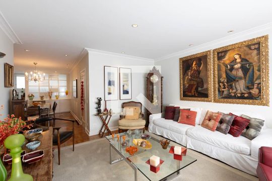 Sala de apartamento à venda com 3 quartos, 156m² em Higienópolis, São Paulo