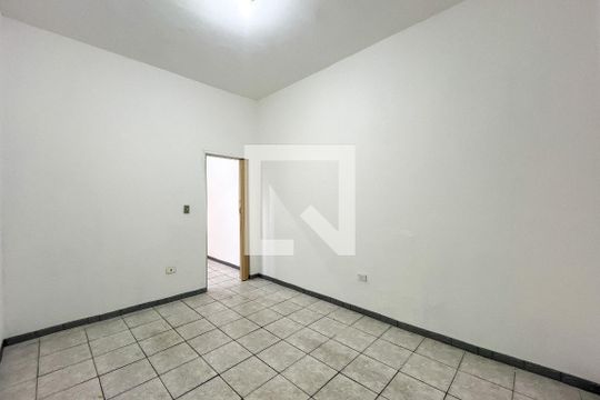 Quarto de casa para alugar com 1 quarto, 100m² em Freguesia do Ó, São Paulo