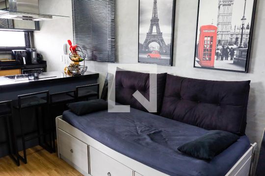 Sala de kitnet/studio para alugar com 1 quarto, 37m² em Presidente Altino, Osasco