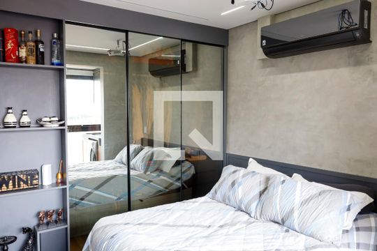 Quarto de kitnet/studio para alugar com 1 quarto, 37m² em Presidente Altino, Osasco
