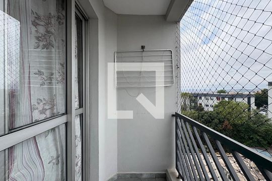 Sacada de apartamento à venda com 3 quartos, 72m² em Vila Bela Vista, Santo André