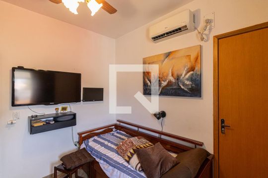Quarto 2 de casa à venda com 3 quartos, 170m² em Jardim Nossa Senhora do Carmo, São Paulo