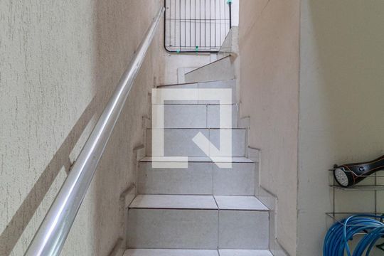 Escada de casa à venda com 3 quartos, 170m² em Jardim Nossa Senhora do Carmo, São Paulo