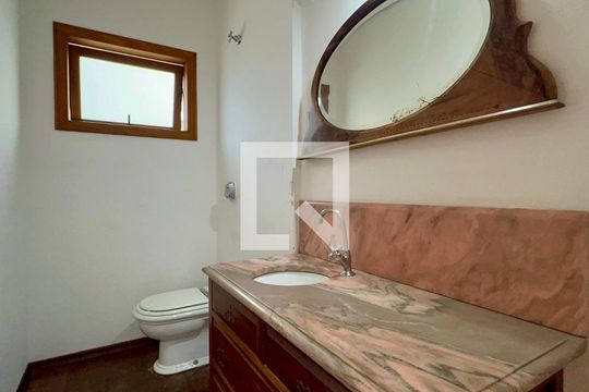Lavabo de casa à venda com 4 quartos, 400m² em Vila Madalena, São Paulo