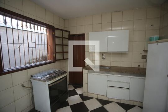 Cozinha de casa para alugar com 4 quartos, 360m² em Incofindência, Belo Horizonte