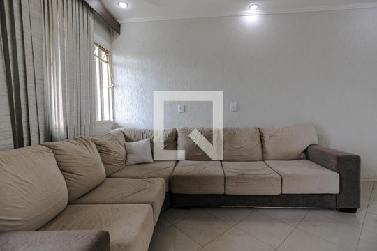 Sala de Estar de apartamento para alugar com 2 quartos, 72m² em Vila Cintra, Mogi das Cruzes