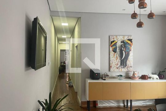 Casa à venda com 3 quartos, 200m² em Bela Vista, São Paulo