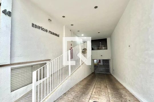 Fachada e portaria de apartamento à venda com 2 quartos, 52m² em Bosque da Saúde, São Paulo